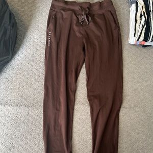 Balance Athletica Select Joggers- Brown. Womens Size Large.
